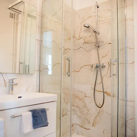 Apartament Perret