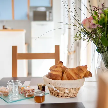 Apartment Perret *